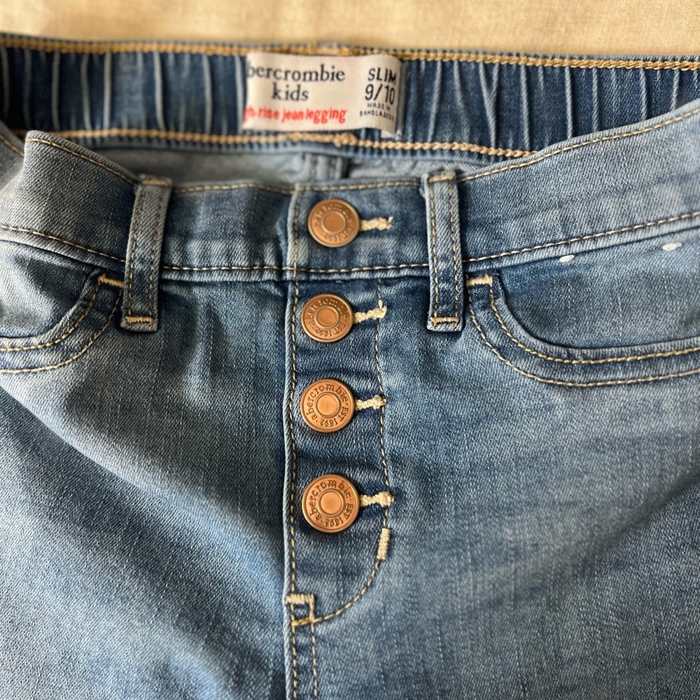 Abercrombie Kids High Rise Jean Jeggings Size 9/10 Slim